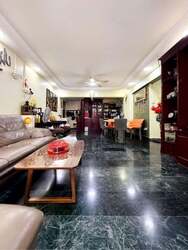 Blk 641 Choa Chu Kang Street 64 (Choa Chu Kang), HDB Executive #574020121